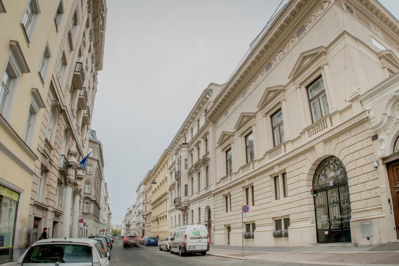 Karl Suites Palais Wessely Вена Экстерьер фото